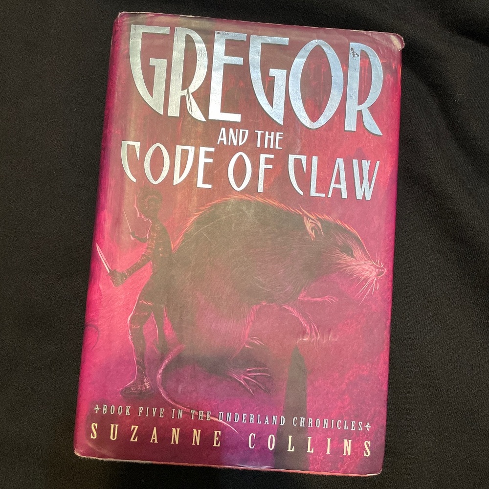 GREGOR AND THE CODE OF CLAW